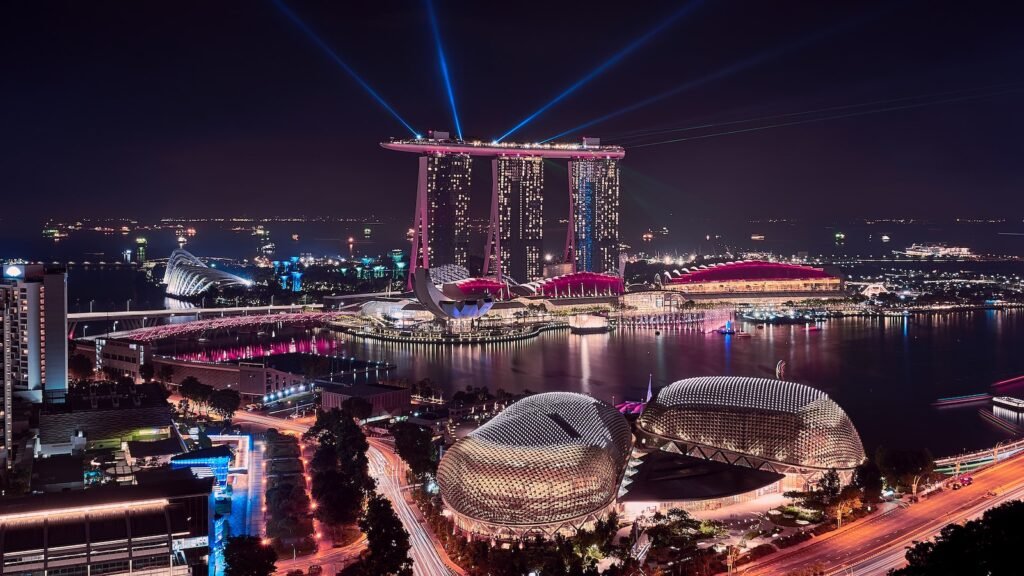 How This Tiny Nation Became Asia's Richest: The Success Story of Singapore - Poonit Rathore